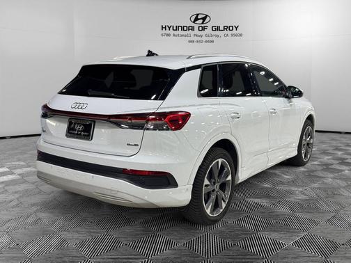 2022 Audi Q4 e-tron Prestige 50 quattro