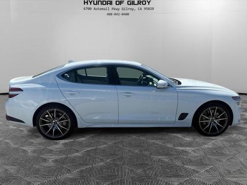 2024 Genesis G70 2.5T RWD