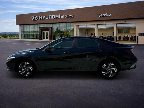 Abyss Black 2025 Hyundai ELANTRA Sport