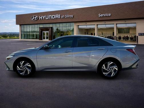 Fluid Metal 2025 Hyundai ELANTRA HEV SEL Sport
