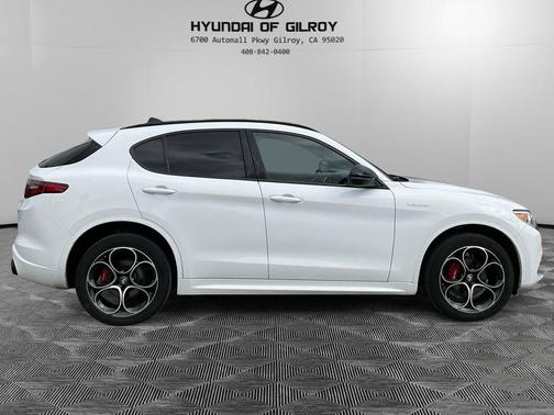2022 Alfa Romeo Stelvio Ti