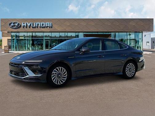 2025 Hyundai SONATA Hybrid Limited