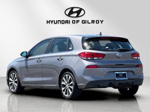 Fluid Metal 2020 Hyundai Elantra GT Base