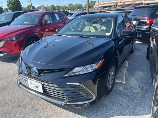 2023 Toyota Camry Hybrid LE