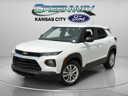 Summit White 2022 Chevrolet Trailblazer LS