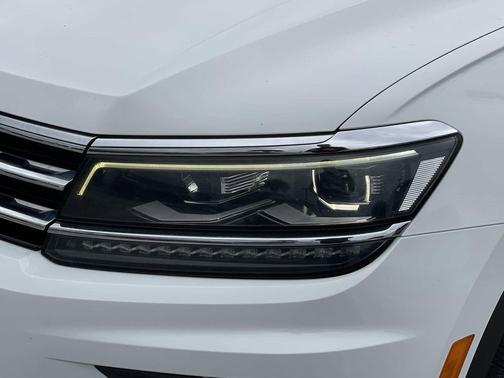 Pure White 2019 Volkswagen Tiguan 2.0T SEL