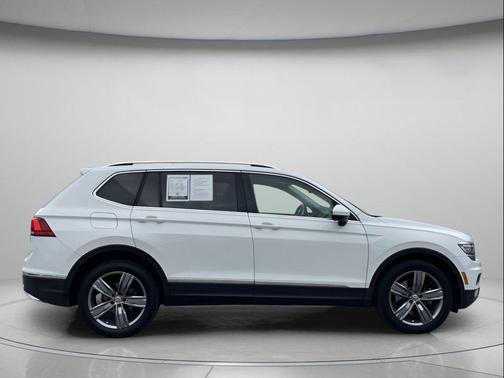 Pure White 2019 Volkswagen Tiguan 2.0T SEL