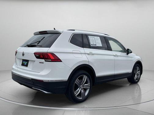 Pure White 2019 Volkswagen Tiguan 2.0T SEL