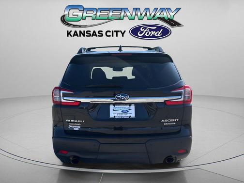 Crystal Black Silica 2023 Subaru Ascent Limited 8-Passenger