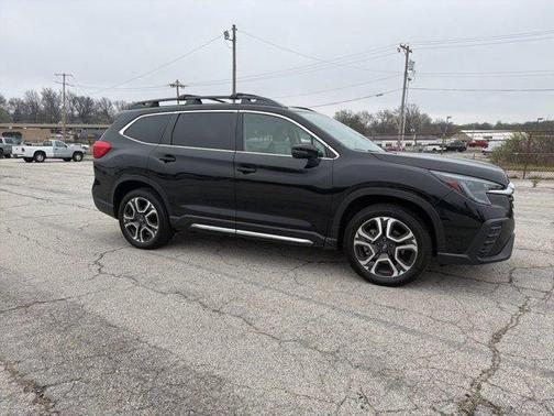 Crystal Black Silica 2023 Subaru Ascent Limited 8-Passenger
