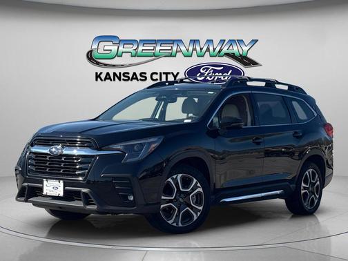 Crystal Black Silica 2023 Subaru Ascent Limited 8-Passenger