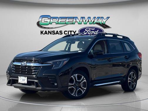 Crystal Black Silica 2023 Subaru Ascent Limited 8-Passenger