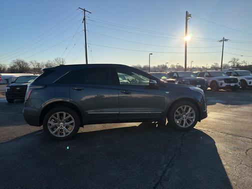 2020 Cadillac XT5 Sport