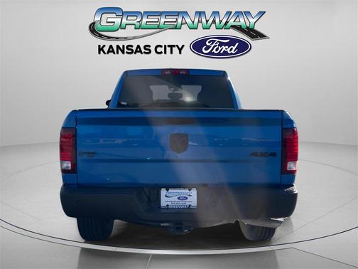 2022 RAM 1500 Classic SLT
