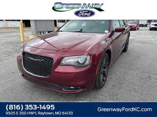 2022 Chrysler 300 S