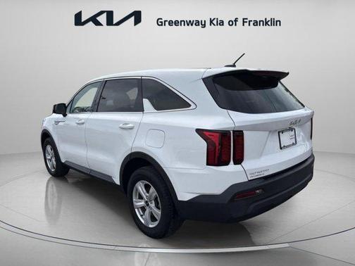 2023 Kia Sorento LX