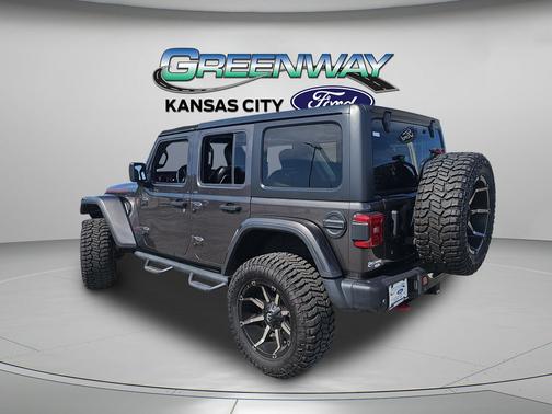 Granite Crystal Metallic Clearcoat 2018 Jeep Wrangler Unlimited Rubicon