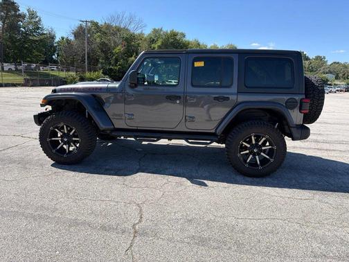 Granite Crystal Metallic Clearcoat 2018 Jeep Wrangler Unlimited Rubicon