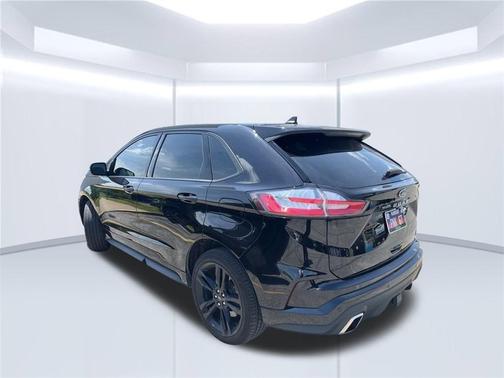 2021 Ford Edge ST