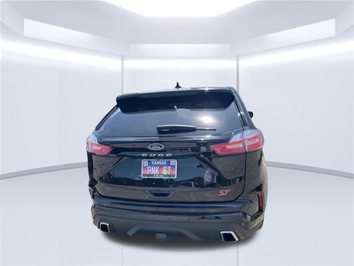2021 Ford Edge ST