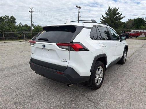 Super White 2021 Toyota RAV4 Hybrid LE