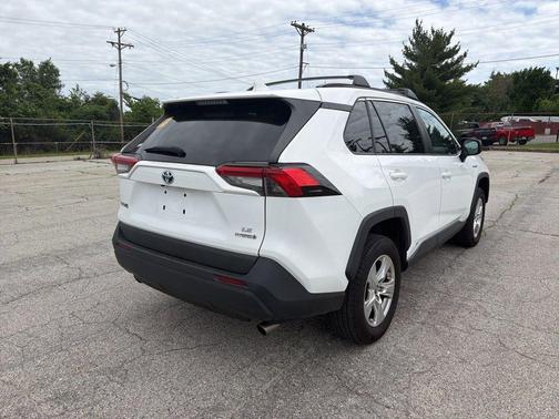 Super White 2021 Toyota RAV4 Hybrid LE