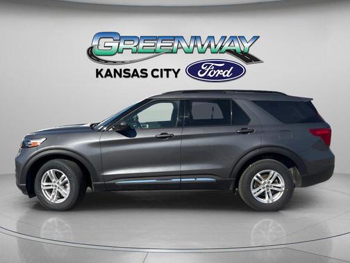 CARBONIZED GRAY METALLIC 2023 Ford Explorer XLT