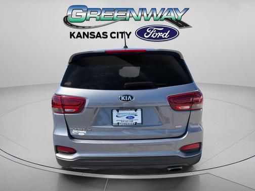 Everlasting Silver 2020 Kia Sorento LX