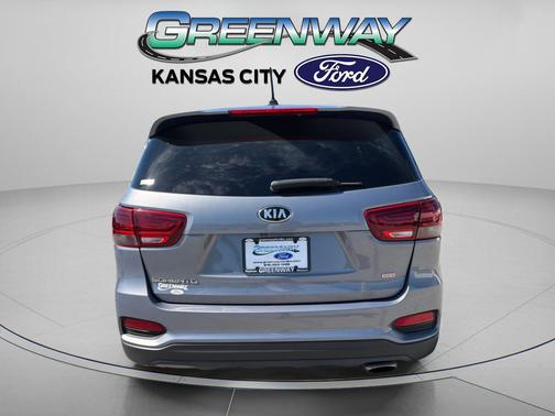 Everlasting Silver 2020 Kia Sorento LX