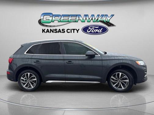 2021 Audi Q5 40 Premium Plus