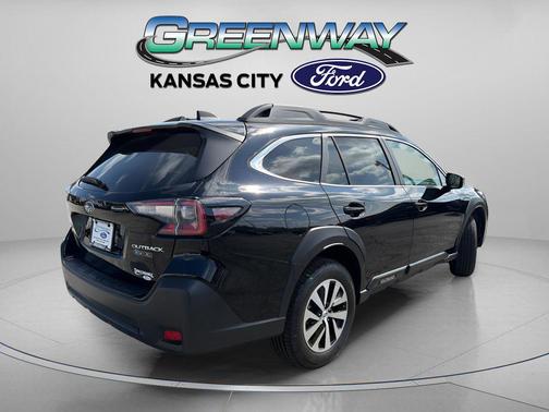 Crystal Black Silica 2024 Subaru Outback Premium