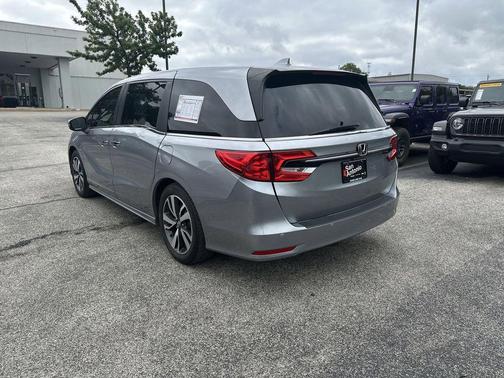 Silver 2021 Honda Odyssey Touring