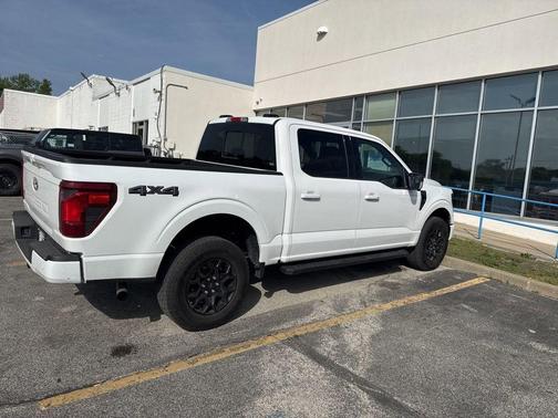 Oxford White 2024 Ford F-150 XLT