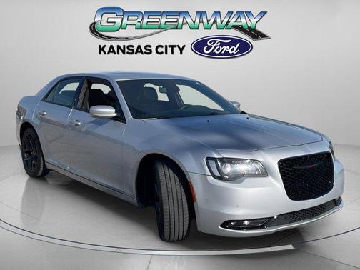 2023 Chrysler 300 S