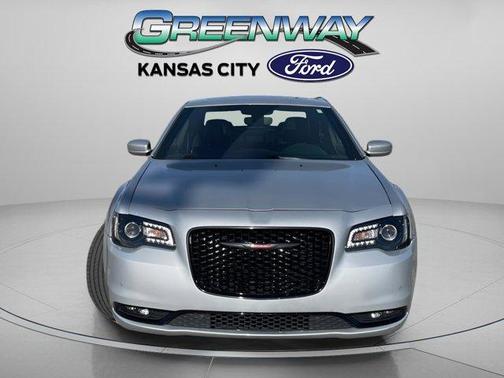 2023 Chrysler 300 S