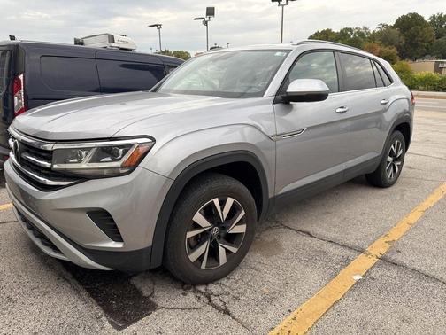 2020 Volkswagen Atlas Cross Sport 2.0T SE