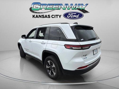 Bright White Clearcoat 2022 Jeep Grand Cherokee 4xe Base