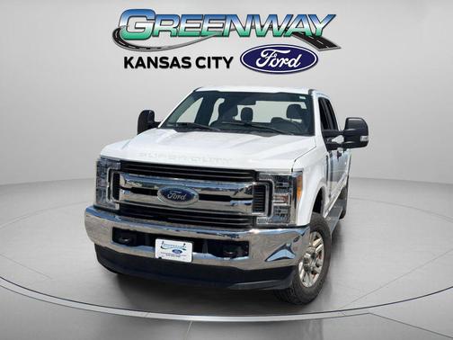 Oxford White 2017 Ford F-350 XL