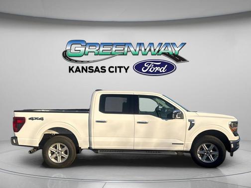 Oxford White 2025 Ford F-150 XLT
