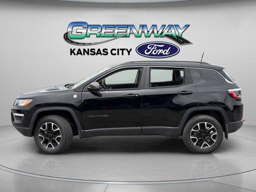 Diamond Black 2021 Jeep Compass Trailhawk