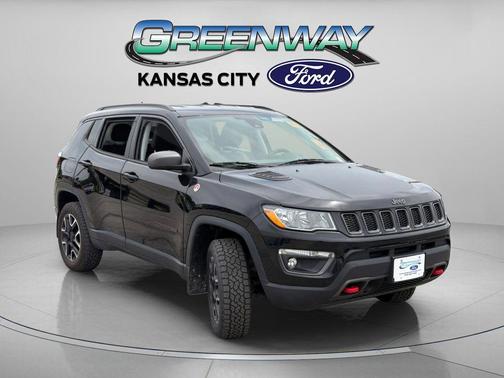 Diamond Black 2021 Jeep Compass Trailhawk