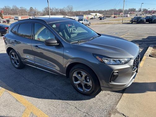 2024 Ford Escape ST-Line