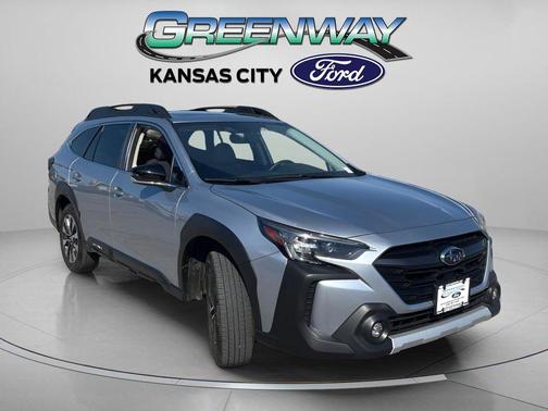 Ice Silver Metallic 2023 Subaru Outback Limited