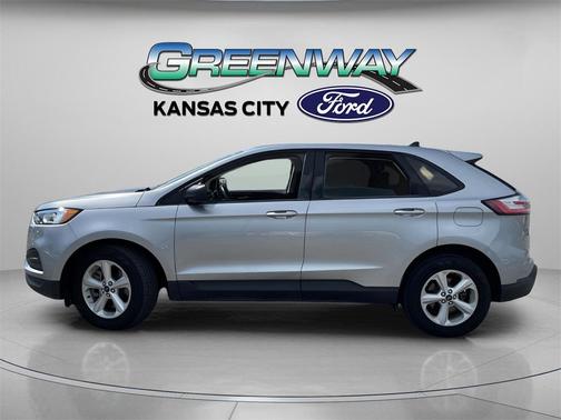 2021 Ford Edge SE