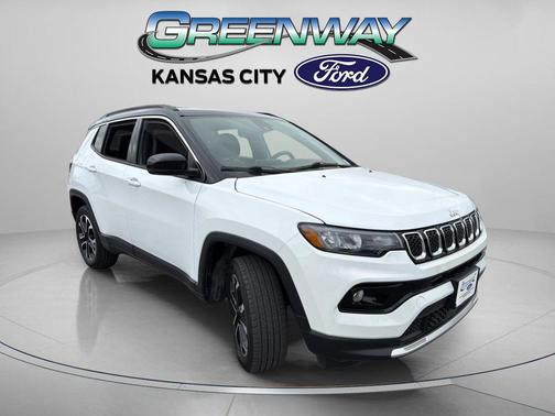 Bright White Clearcoat 2024 Jeep Compass Limited