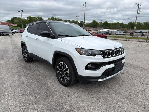 Bright White Clearcoat 2024 Jeep Compass Limited