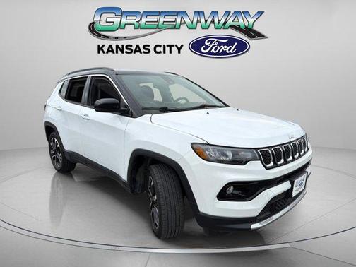 Bright White Clearcoat 2024 Jeep Compass Limited