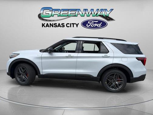 Space White Metallic 2026 Ford Explorer ST-Line