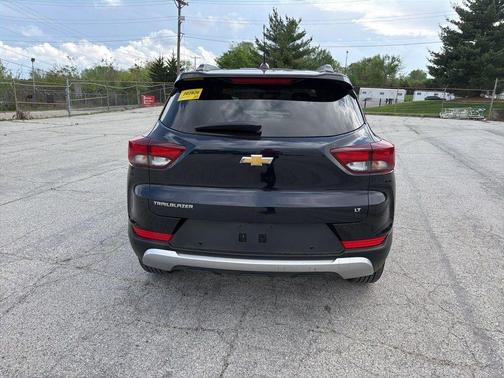 Midnight Blue Metallic 2021 Chevrolet Trailblazer LT