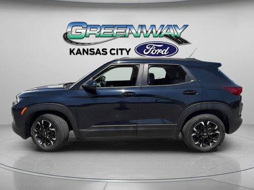 Midnight Blue Metallic 2021 Chevrolet Trailblazer LT